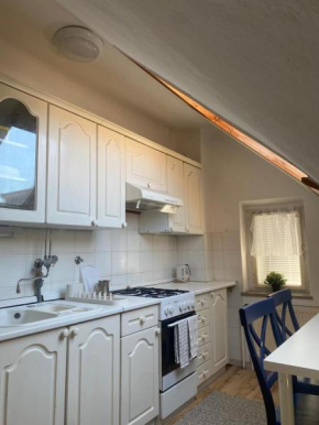 Apartment for 6 with parking